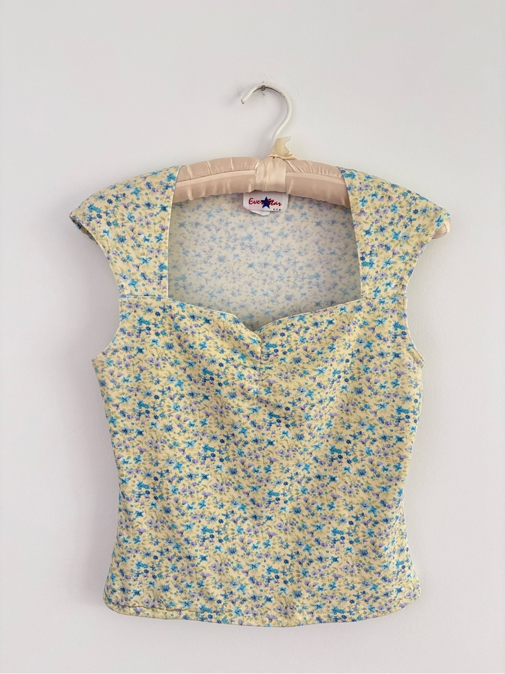 Vintage 90s Ever Star USA Floral Cap Sleeve Sweetheart Neck Cropped Top